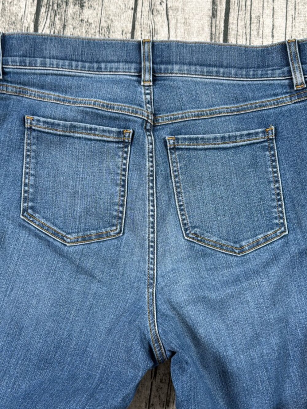 Spanx Wide Leg Jeans Womens L Medium Blue Wash High Rise Pull On Style - Picture 4 of 9